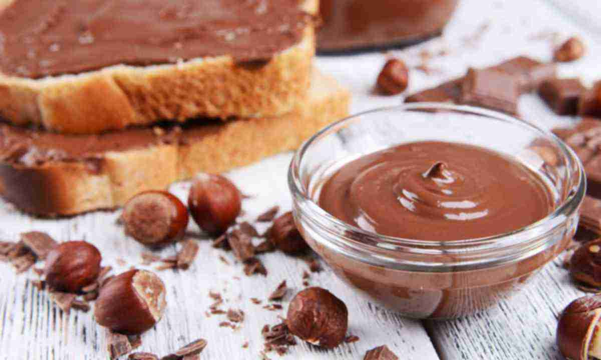 Nutella Chocolate Hazelnut Spread, 750 g - Image 2