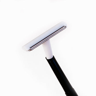 BIC Metal Disposable Razors, 3 pcs - Image 2