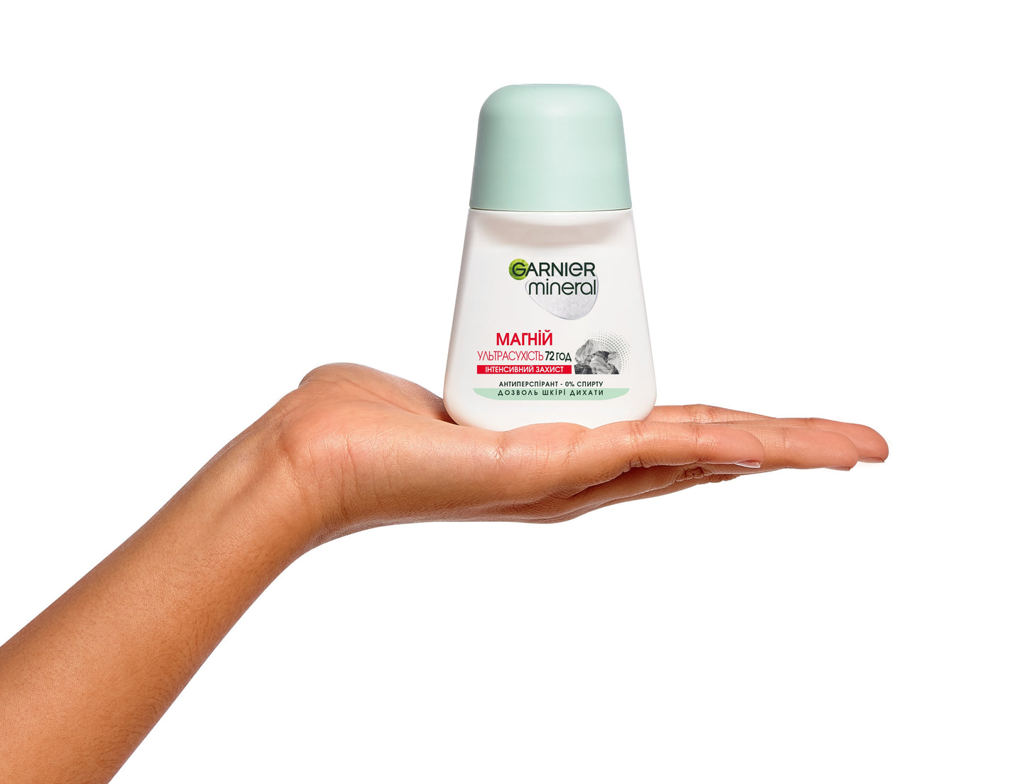 Garnier Mineral Magnesium Ultra Dry Women's Roll-On Deodorant, 50 mL - Image 3