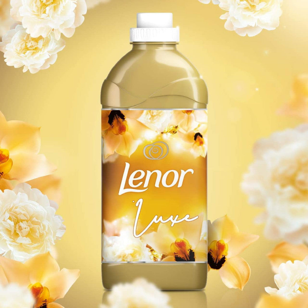 Lenor Gold & Vanilla Flowers Luxe Fabric Softener, 925 mL - Image 2