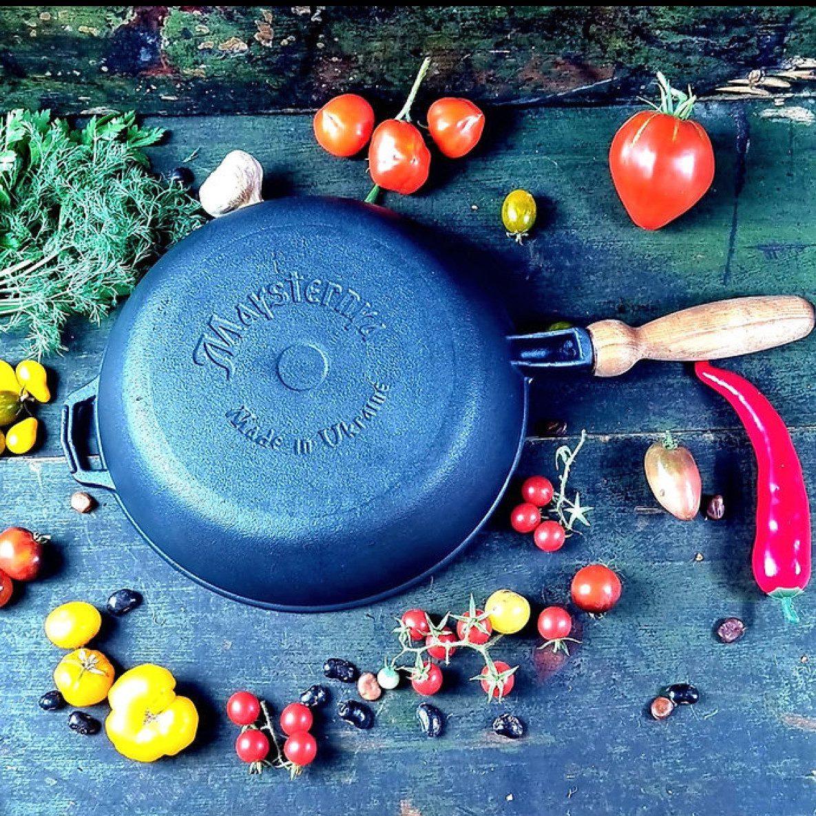 Maysternya T306C3 Cast-Iron Roasting Pan with Glass Lid & Wooden Handle, 28 x 6 cm - Image 2