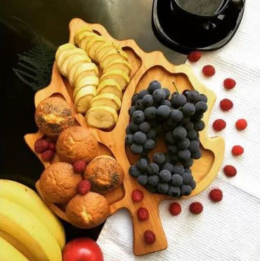 Oak Leaf Divided Serving Tray, 35 x 26 cm - Image 2