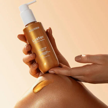 Hollyskin Luster Bronze 01 Body Shimmer Spray, 150 mL - Image 2