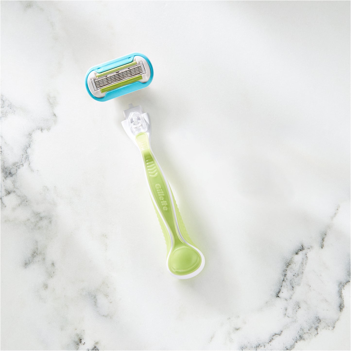 Gillette Venus Extra Smooth Women's Razor with 1 Five-Blade Cartridge - Image 4