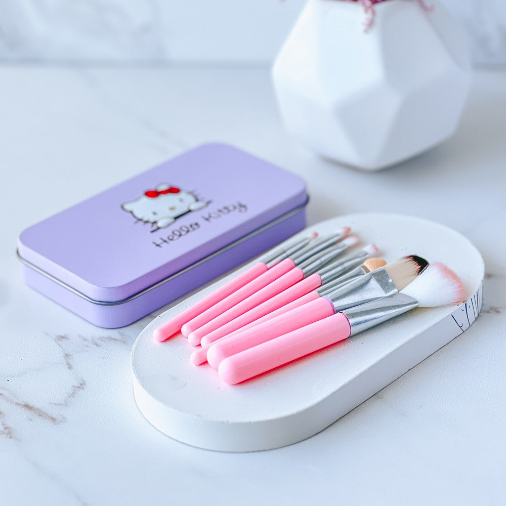 Hello Kitty Makeup Brush Set in Metal Case, 7 pcs - Image 3