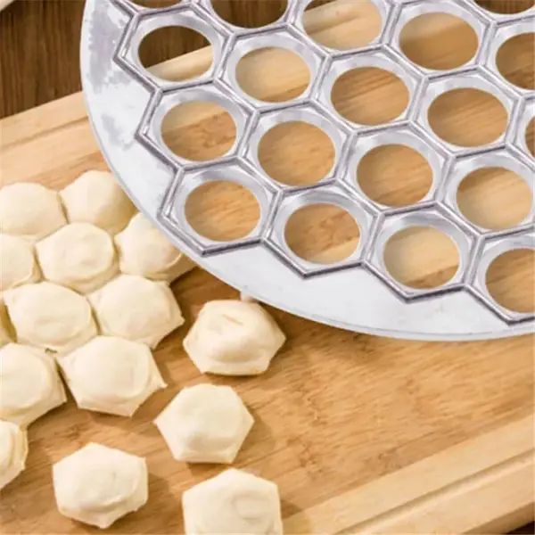 Aluminum Pelmeni Mold - Image 3