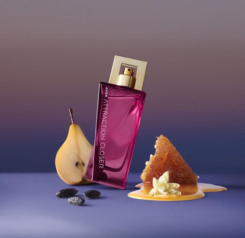 Avon Attraction Closer Women's Eau de Parfum, 50 mL - Image 2