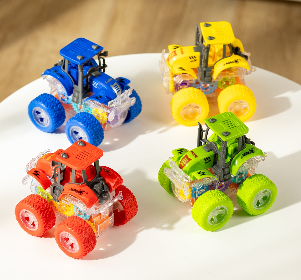 YM 1112 F Friction-Powered Tractor with Lights, Rotating Gears & Rubber Wheels - Image 3