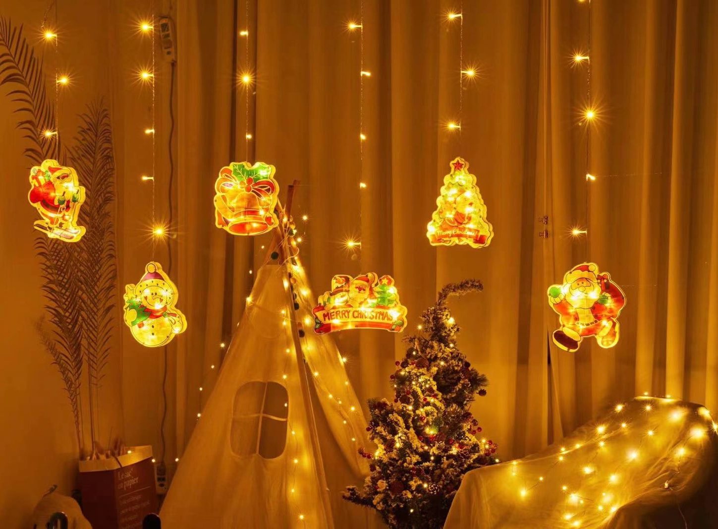XR-11 G LED Curtain String Lights with 3D Figures, 10 pcs, Gold
