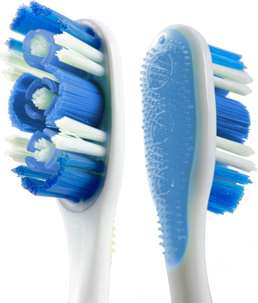Colgate 360 Whole Mouth Clean Medium Toothbrush - Image 2