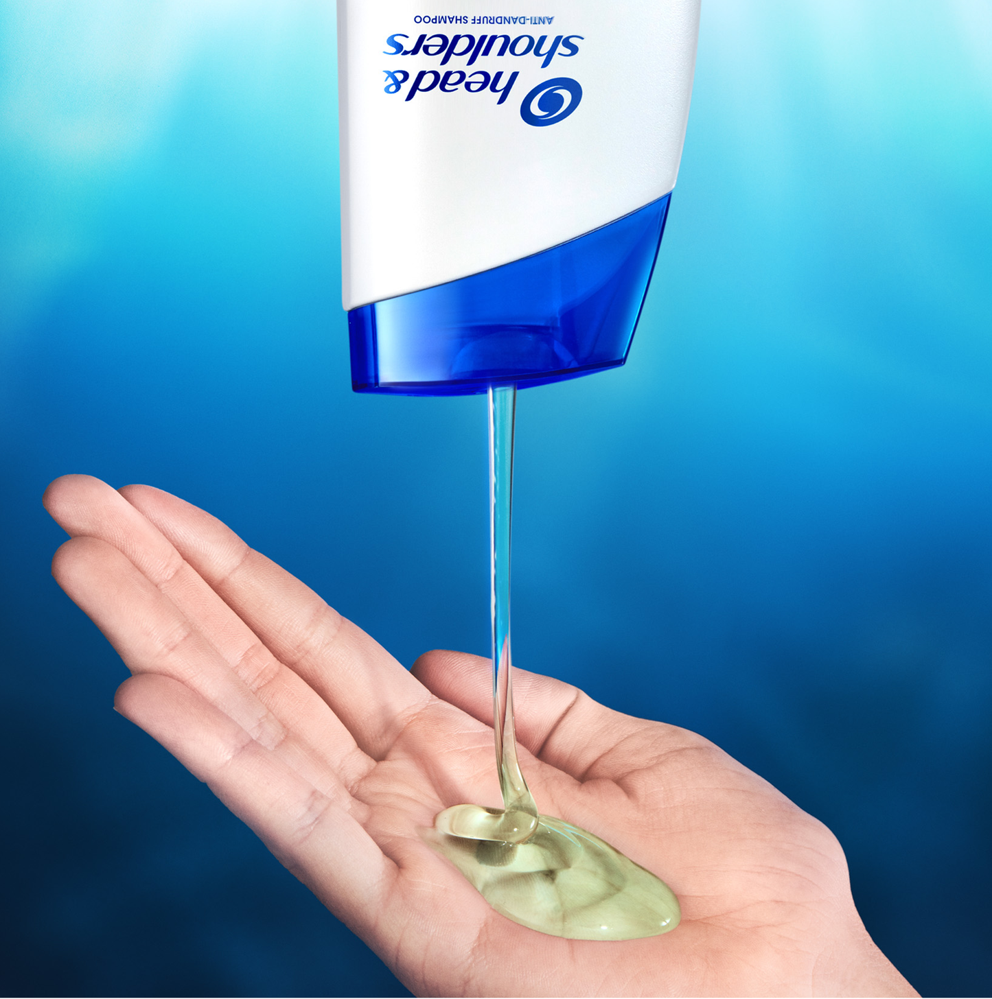 Head & Shoulders Deep Cleansing Oil Control Anti-Dandruff Shampoo with Citrus, 400 mL - Image 3