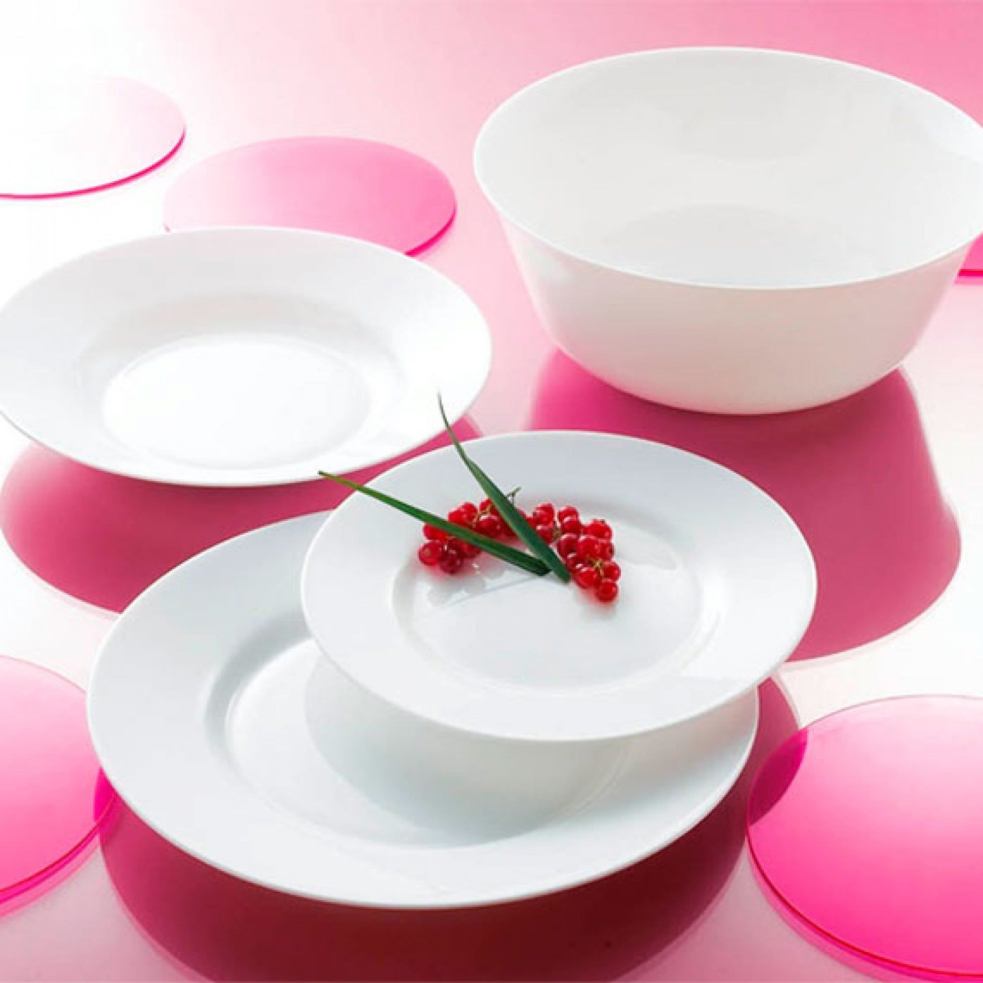 Luminarc Everyday Dinnerware Set for 6, 19 pcs - Image 4