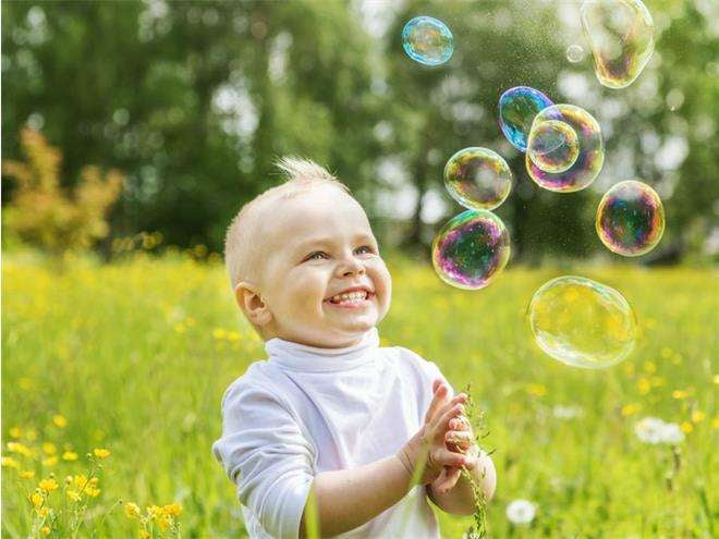Big Kids Rainbow Soap Bubbles, 400 mL - Image 2