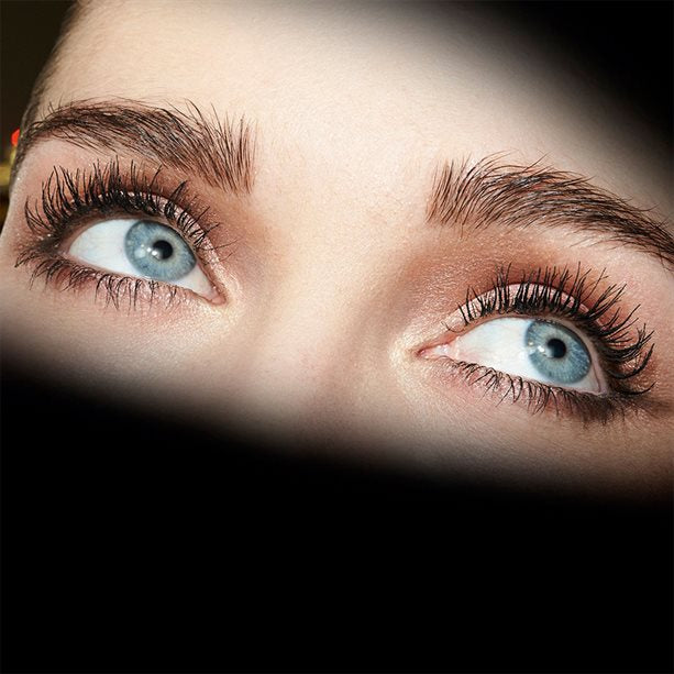 Avon Hypnotic Gaze Ultra Black Mascara, 10 mL - Image 3