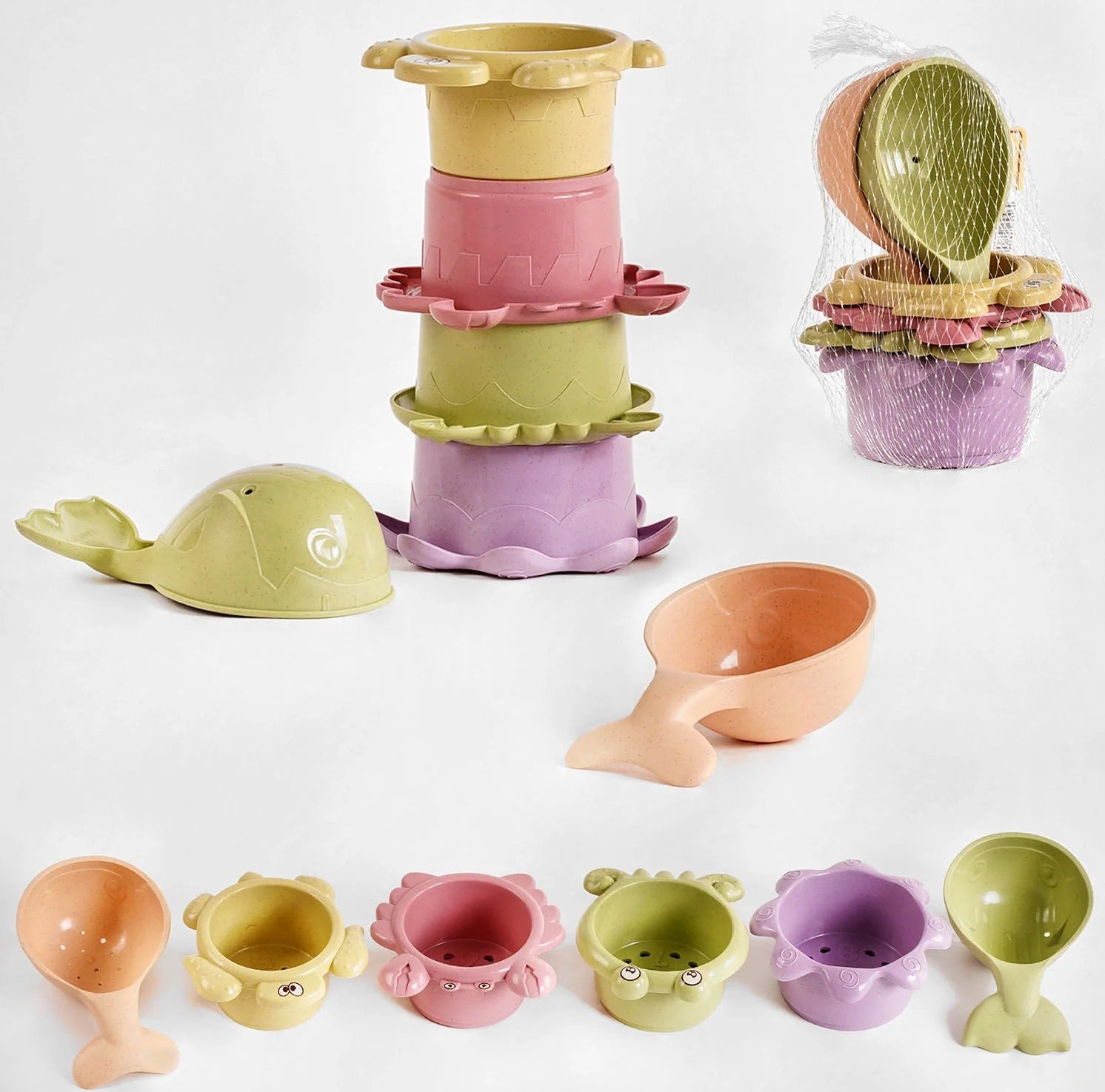 617-53 Bath Toy Set with 4 Containers & 2 Scoops in Net