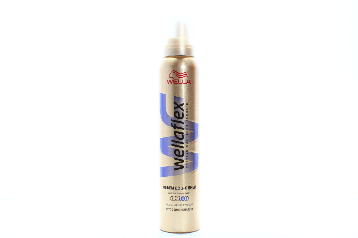 Wellaflex Volume for Up to 2 Days Extra Strong Hold Hair Mousse, 200 mL