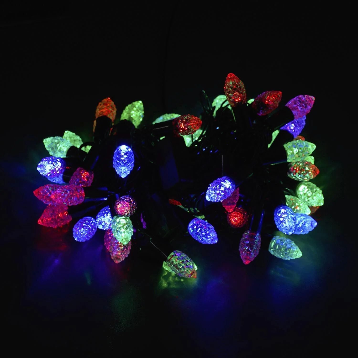 C 54308 Tricolor String Lights with 60 Clear Pine Cones