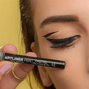 Pastel 01 Black Eyeliner Pen - Image 2