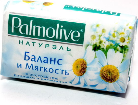 Palmolive Naturals Chamomile & Vitamin E Bar Soap, 90 g