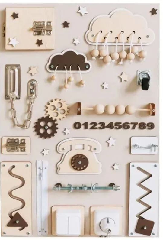 Beige Busy Board, 60 x 40 cm