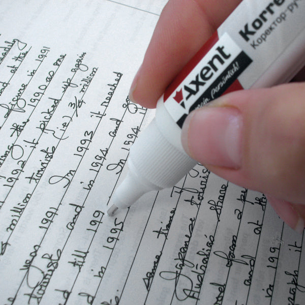 Axent Delta D7002-A Correction Pen, 8 mL - Image 3