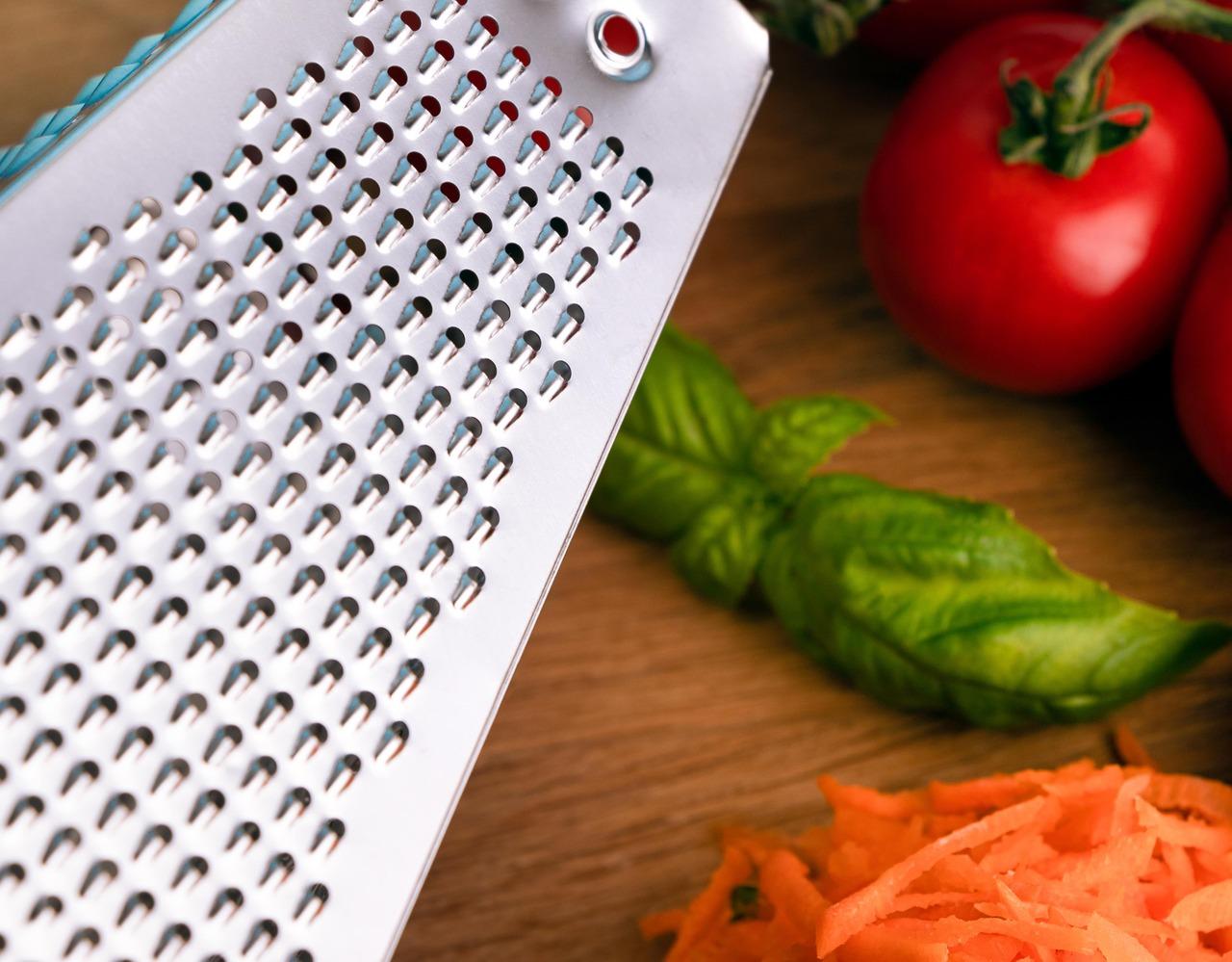 Gusto GT-GN-1203 Four-Sided Kitchen Grater - Image 4