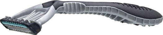 Wilkinson Xtreme 3 Black Edition Men's Disposable Razors, 3+1 pcs - Image 3